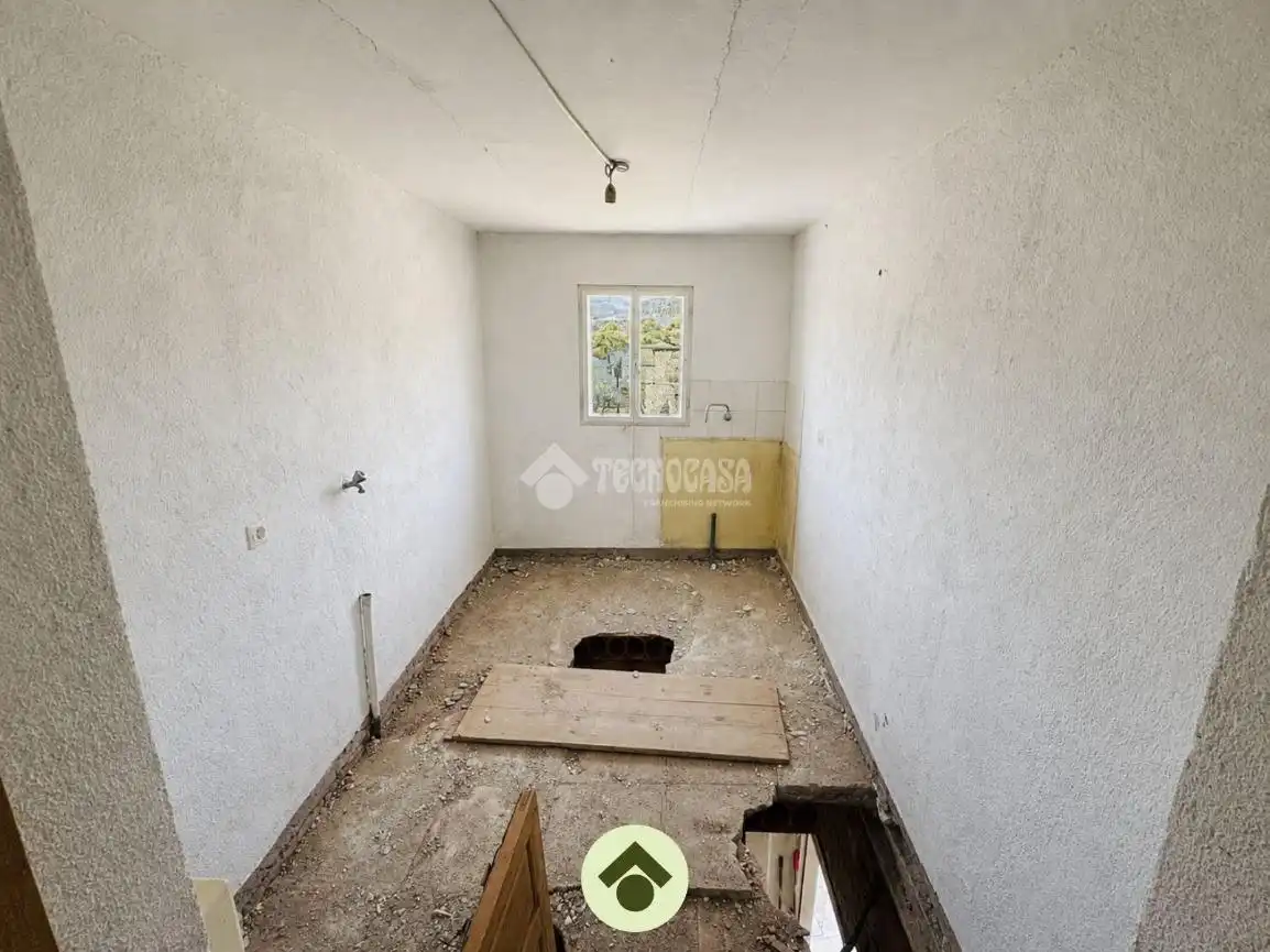 Detached homes for sale in Montoro