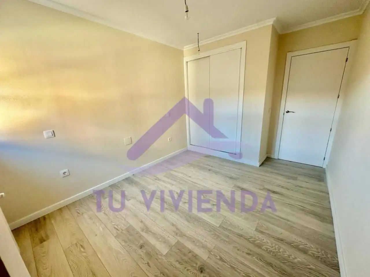 Habitación de Piso en venta en Saldaña con Calefacción