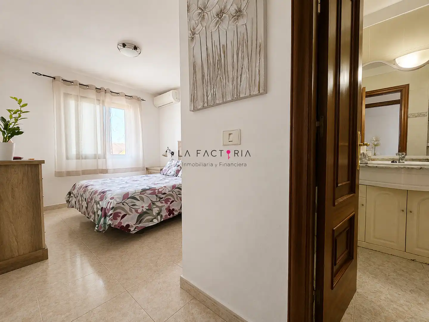 Dormitori de Casa adosada en venda en San Miguel de Abona amb Aire condicionat, Jardí privat i Terrassa
