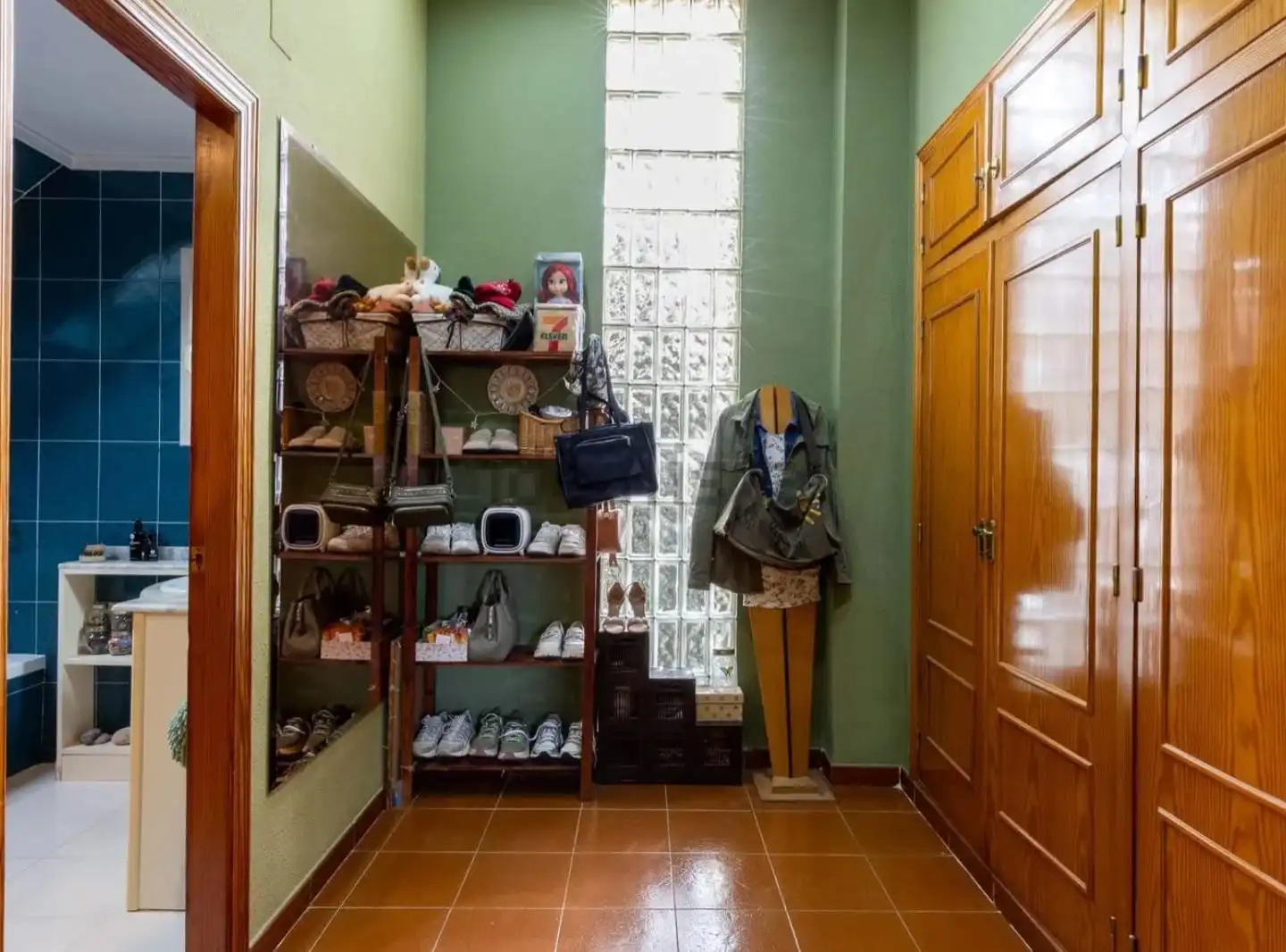 Houses for sale in L'Eliana  with Air Conditioner, Heating and Private garden