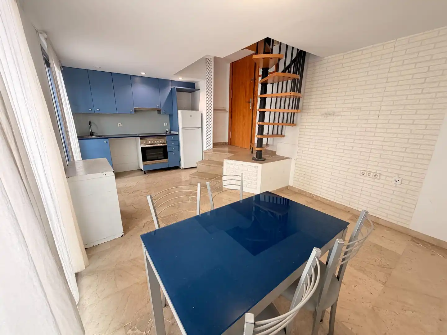 Study for sale in Montgat