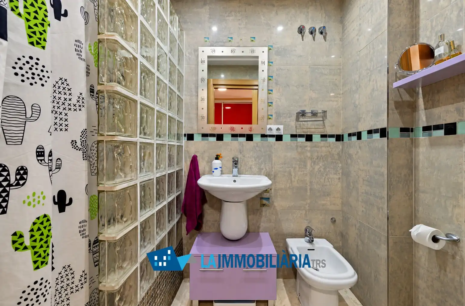 Baño de Dúplex en venta en Terrassa con Aire acondicionado, Calefacción y Terraza