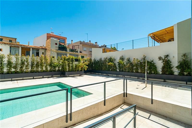 Piscina de Pis en venda en  Palma de Mallorca amb Aire condicionat, Terrassa i Piscina comunitària