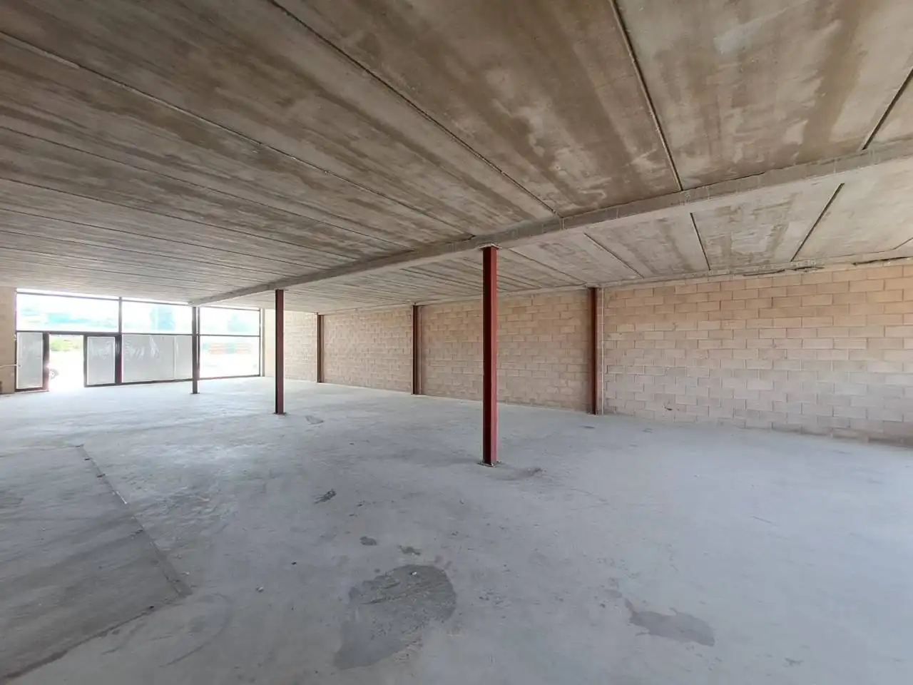 Fabrikhallen zum Verkauf in Burgos