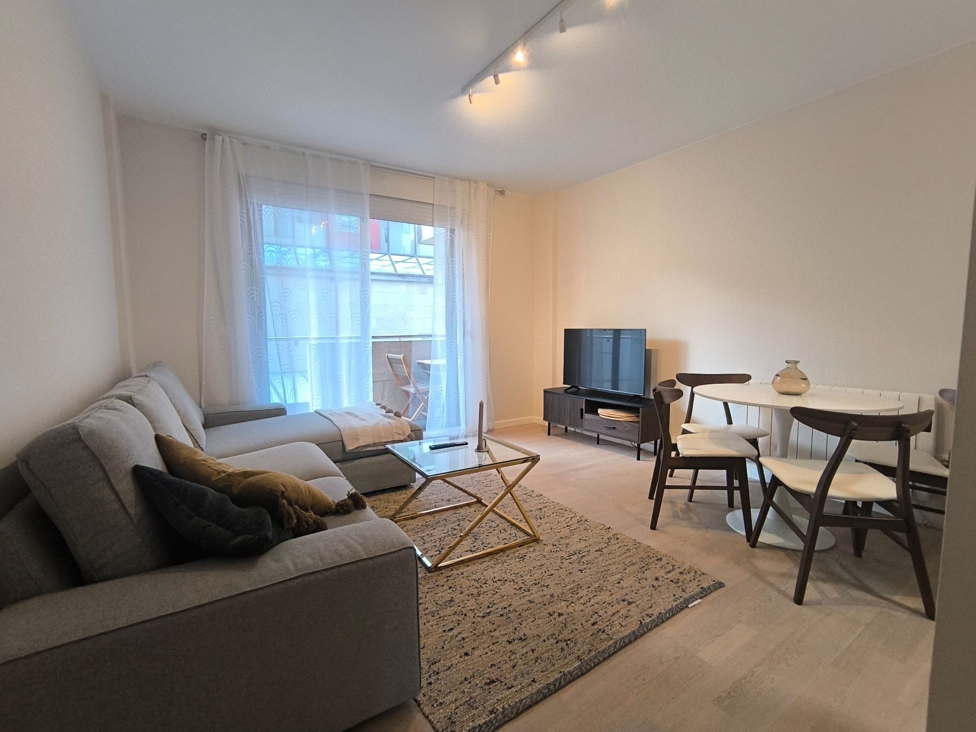Sala d'estar de Apartament en venda en Cedeira amb Calefacció, Terrassa i Traster