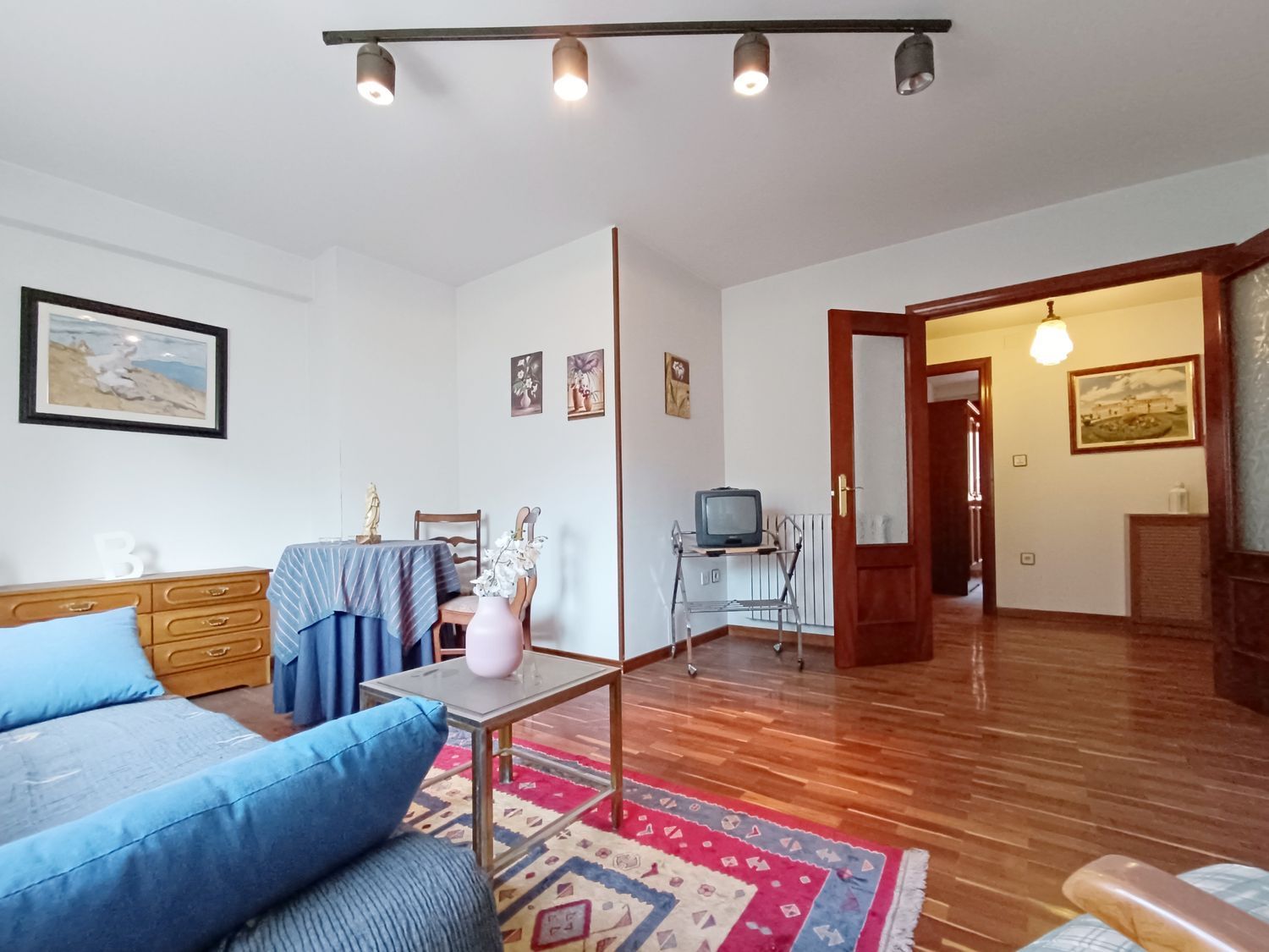 Flat for sale in Lena