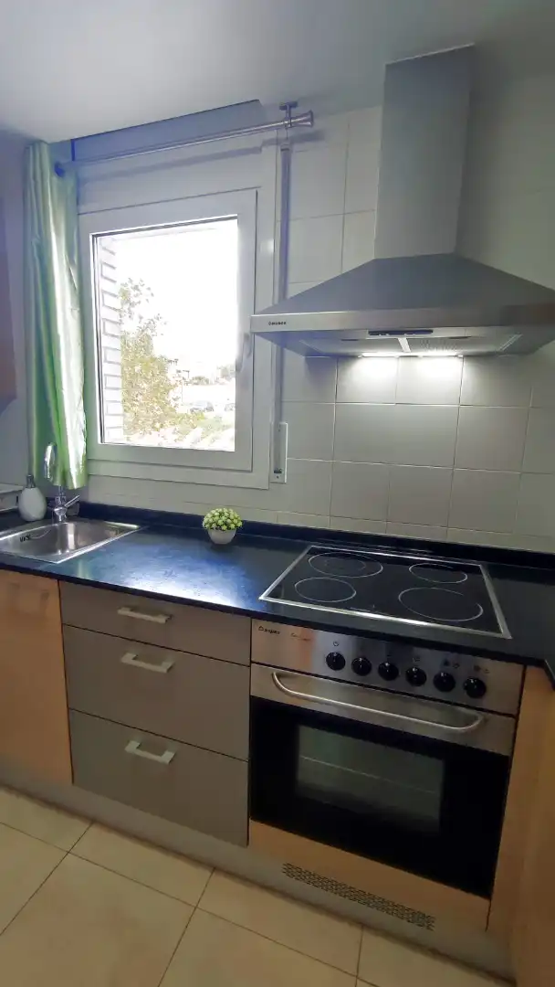 Cuina de Apartament en venda en Manresa amb Aire condicionat, Calefacció i Moblat