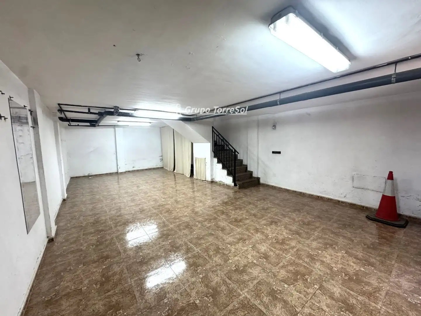 Casa adosada en venda a Catral