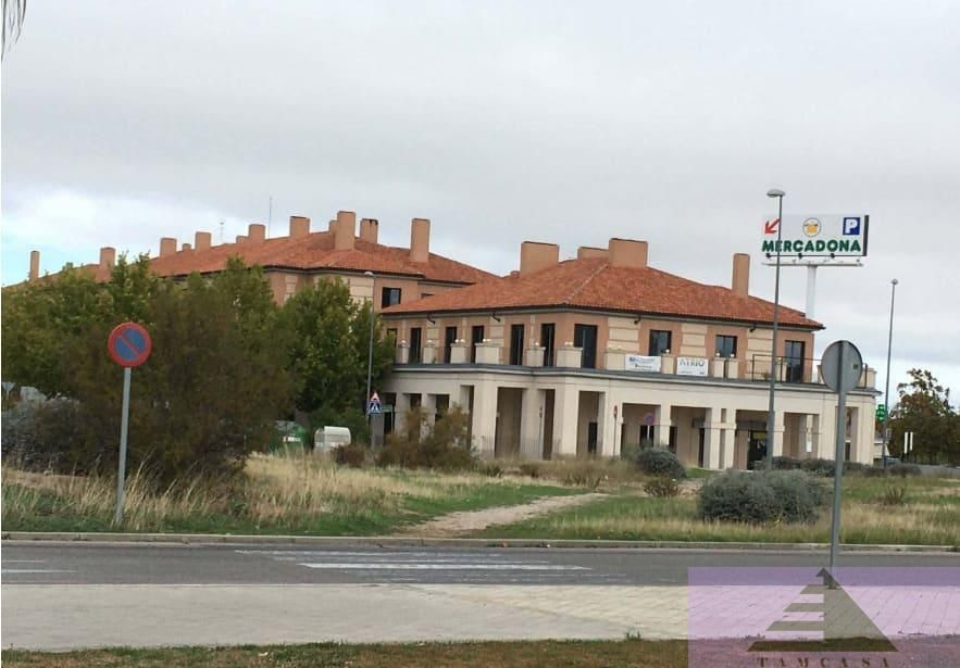 Vista exterior de Local en venda en Aranjuez