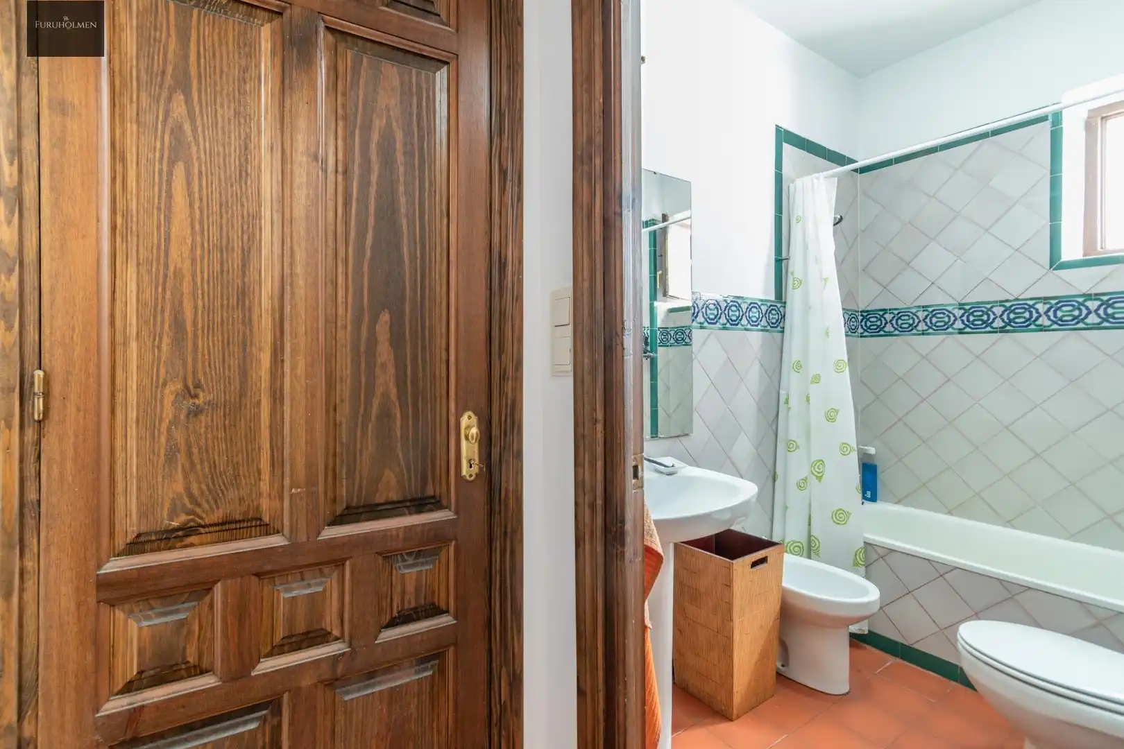 Bany de Apartament en venda en Granada