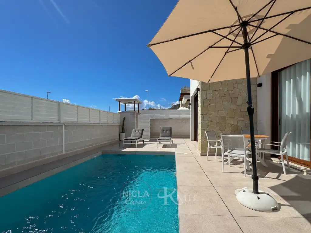 Terrassa de Casa o xalet de lloguer en Vera amb Aire condicionat, Terrassa i Piscina