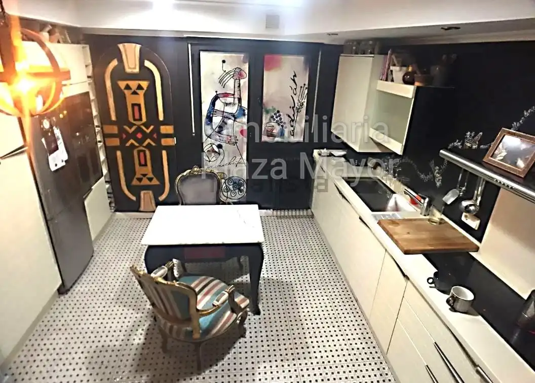 Dúplex con piscina en venta en Calle Figueira da Foz, imagen 3
