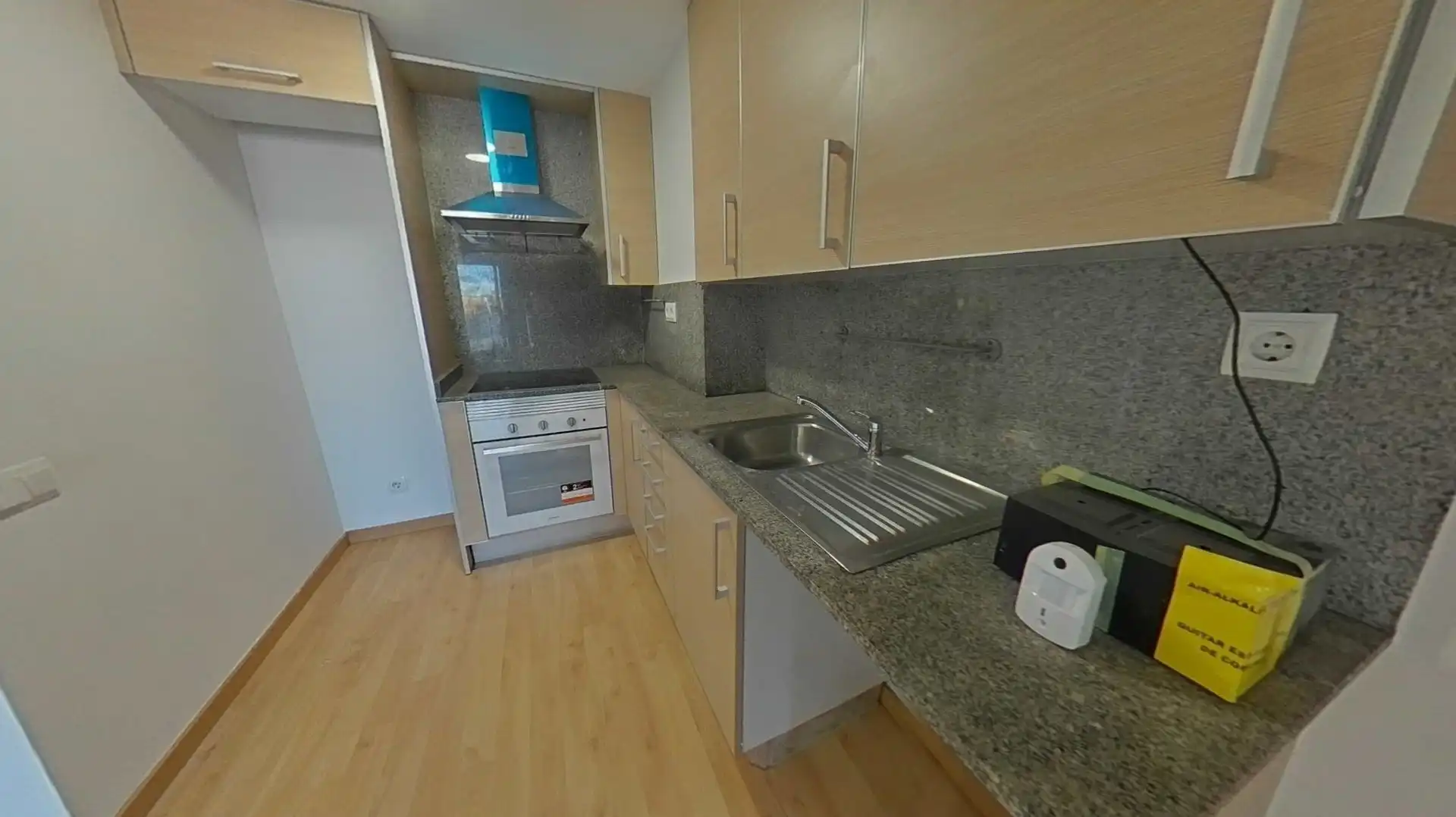 Cuina de Dúplex en venda en Terrassa amb Aire condicionat, Calefacció i Terrassa