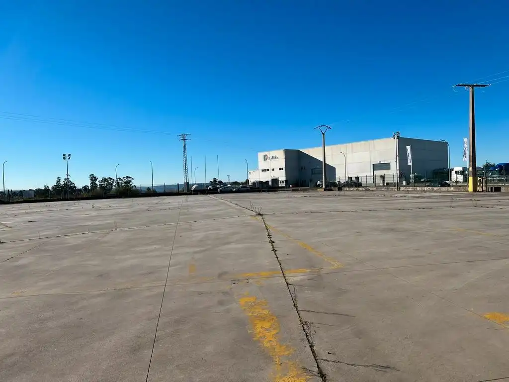 Nave industrial in vendita a Coirós, imagen 3