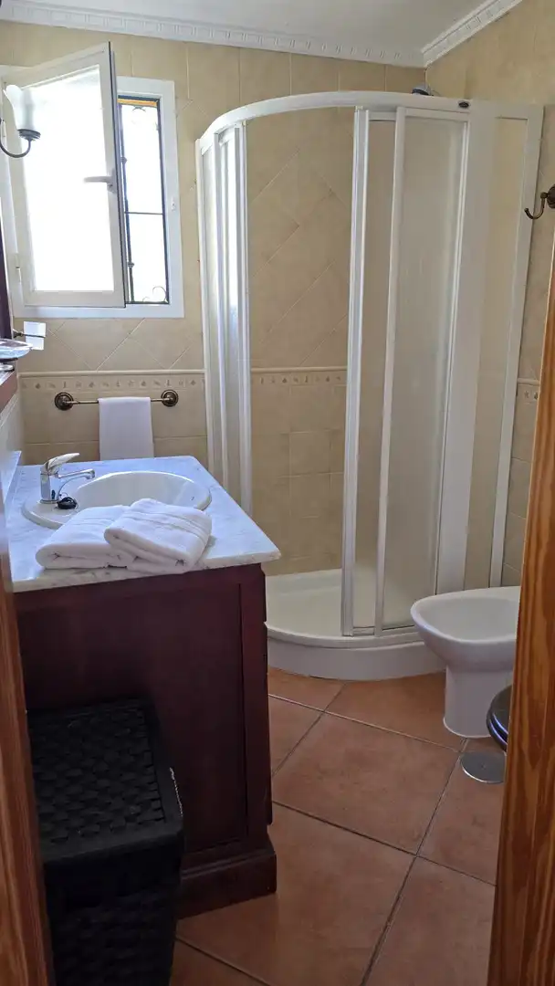 Bany de Casa adosada en venda en Marbella amb Jardí privat, Terrassa i Traster