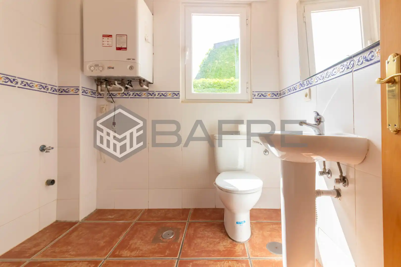 Bathroom of Houses for sale in Aranjuez  with Heating