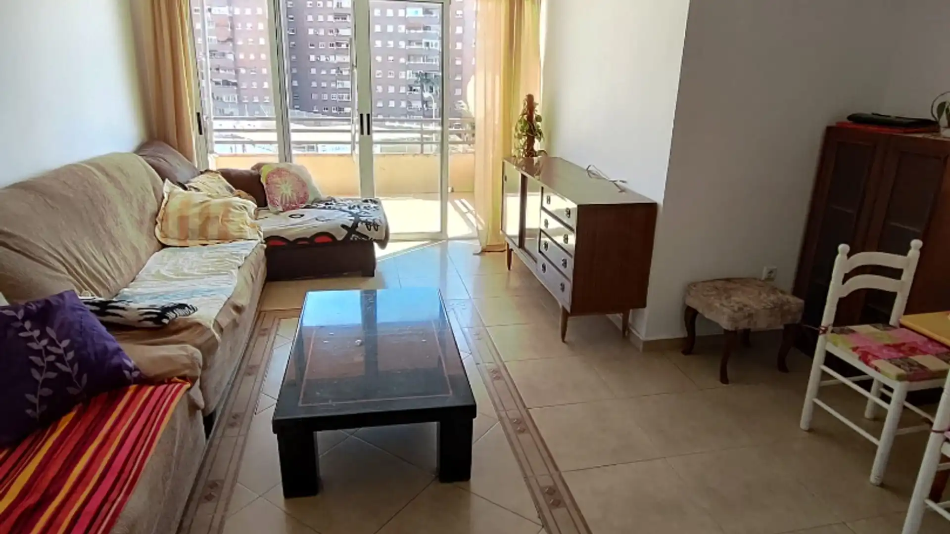 Living room of Flat for sale in Alicante / Alacant  with Furnished