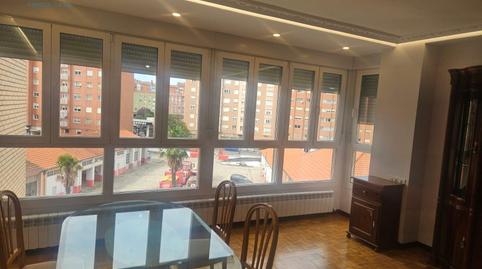 Foto 2 de Piso de alquiler en San Agustín - Parque Europa, Burgos Capital