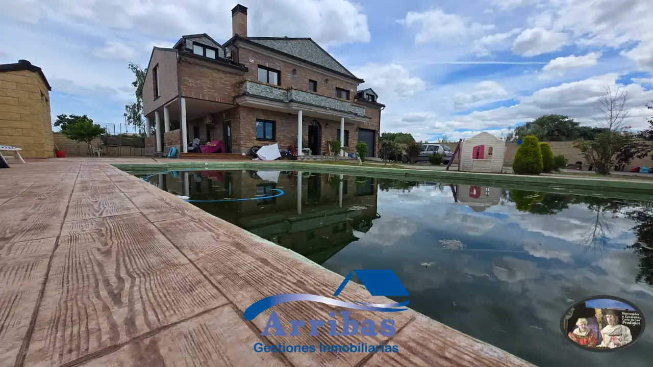 Chalet con piscina en venta en Escalona, imagen 2