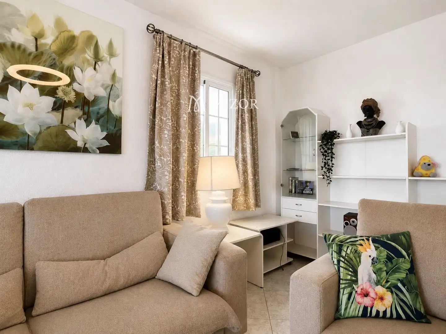 Wohnzimmer von Dachboden zum Verkauf in Adeje mit Klimaanlage, Terrasse und Schwimmbad