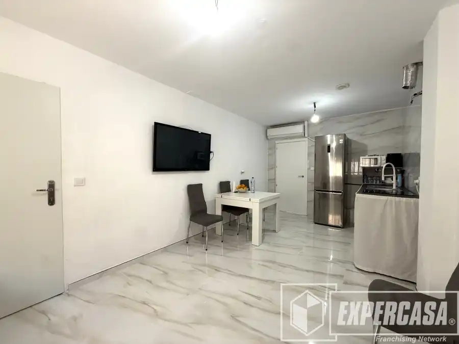 Sala d'estar de Casa o xalet en venda en Riba-roja de Túria amb Aire condicionat i Terrassa