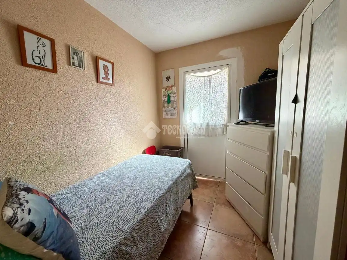 Flat for sale in Calle Angela González, imagen 10