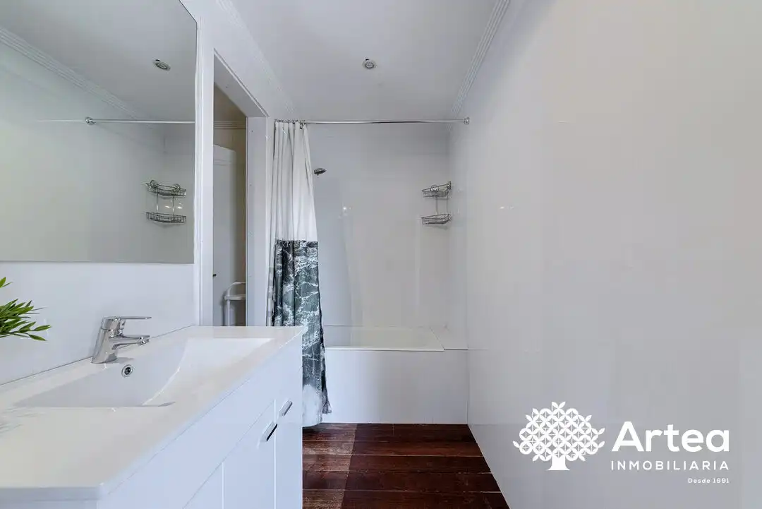 Piso en venta en Atxekolandeta Kalea, Neguri