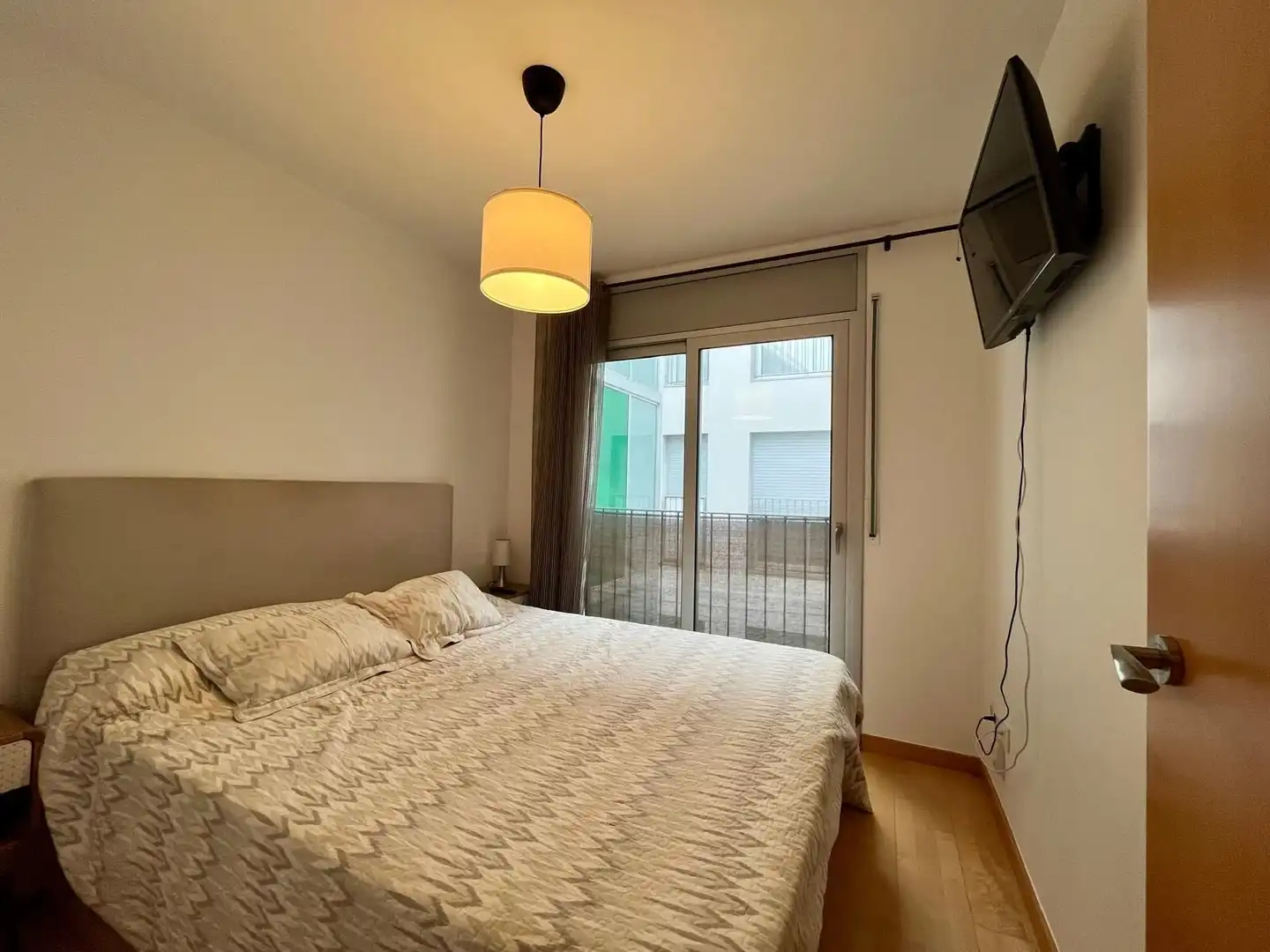 Habitación de Piso en venta en Montornès del Vallès con Aire acondicionado, Calefacción y Terraza