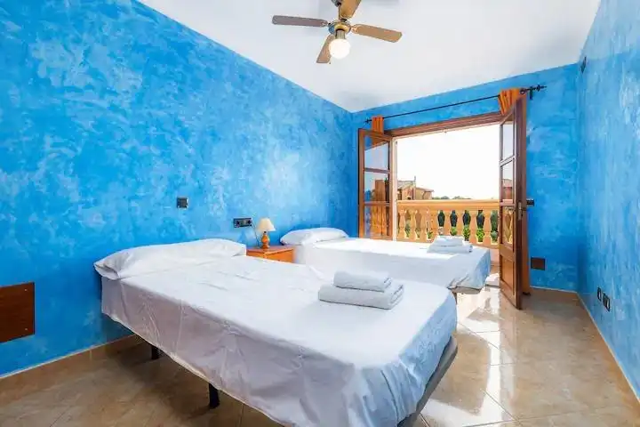 Dormitori de Casa adosada en venda en Manacor amb Aire condicionat, Calefacció i Jardí privat