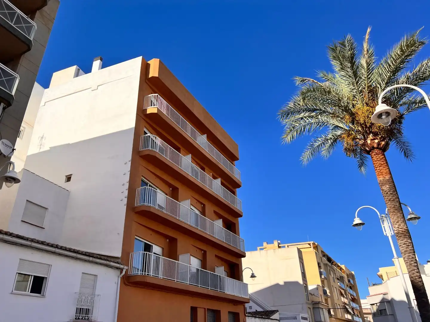 Vista exterior de Local en venta en Gandia