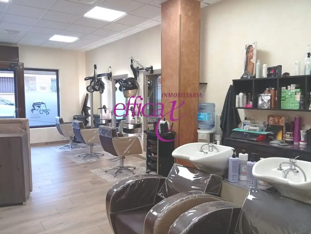 Local comercial en venda a Torrijos, imagen 2