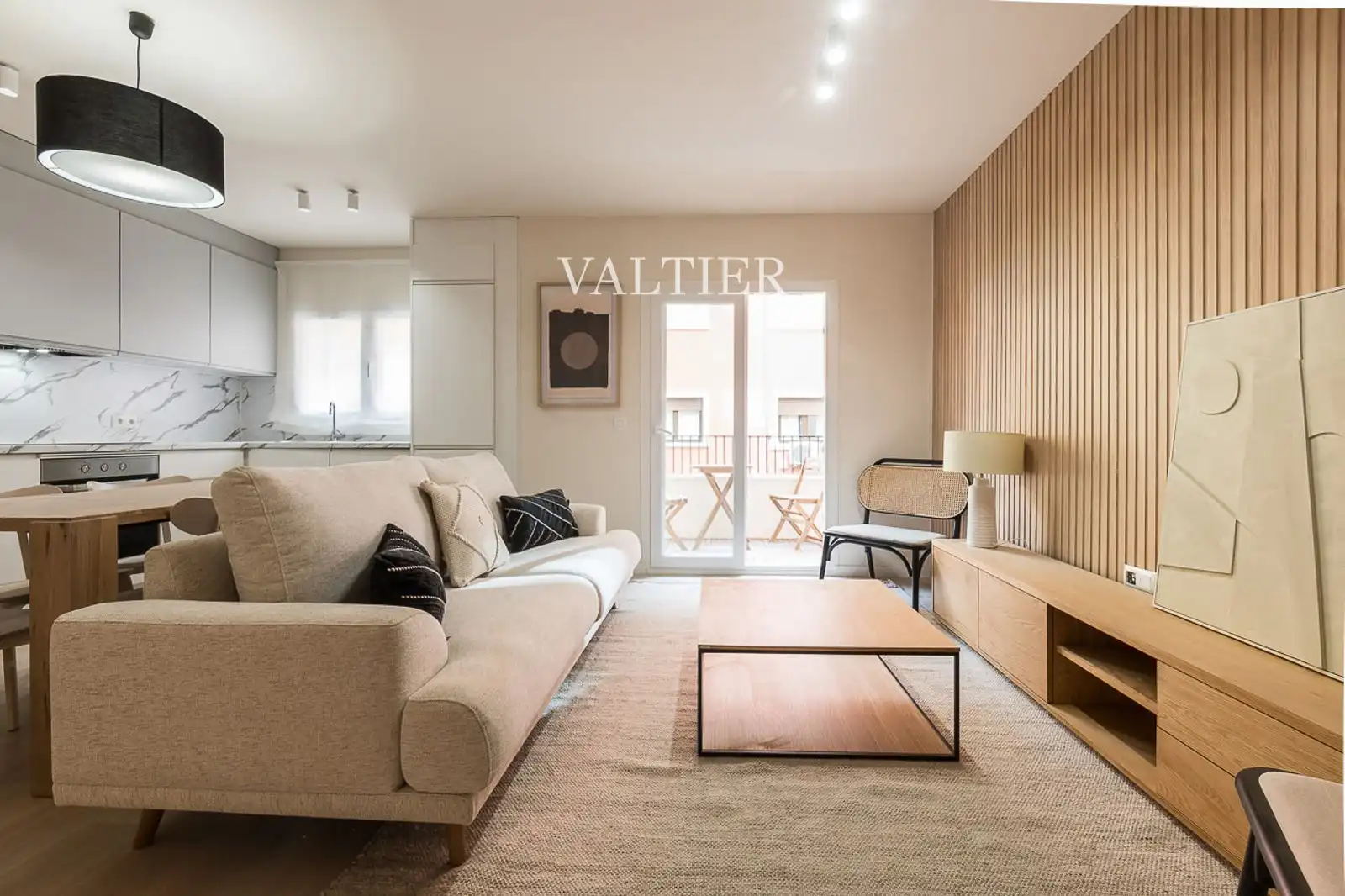 Wohnzimmer von Wohnung zur Miete in Madrid mit Klimaanlage, Terrasse und Möbliert