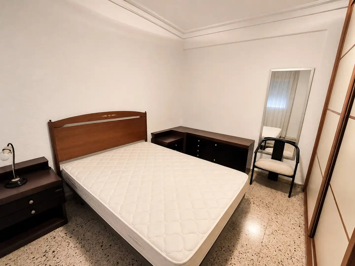 Habitación de Piso en venta en Zaragoza con Calefacción, Amueblado y Horno
