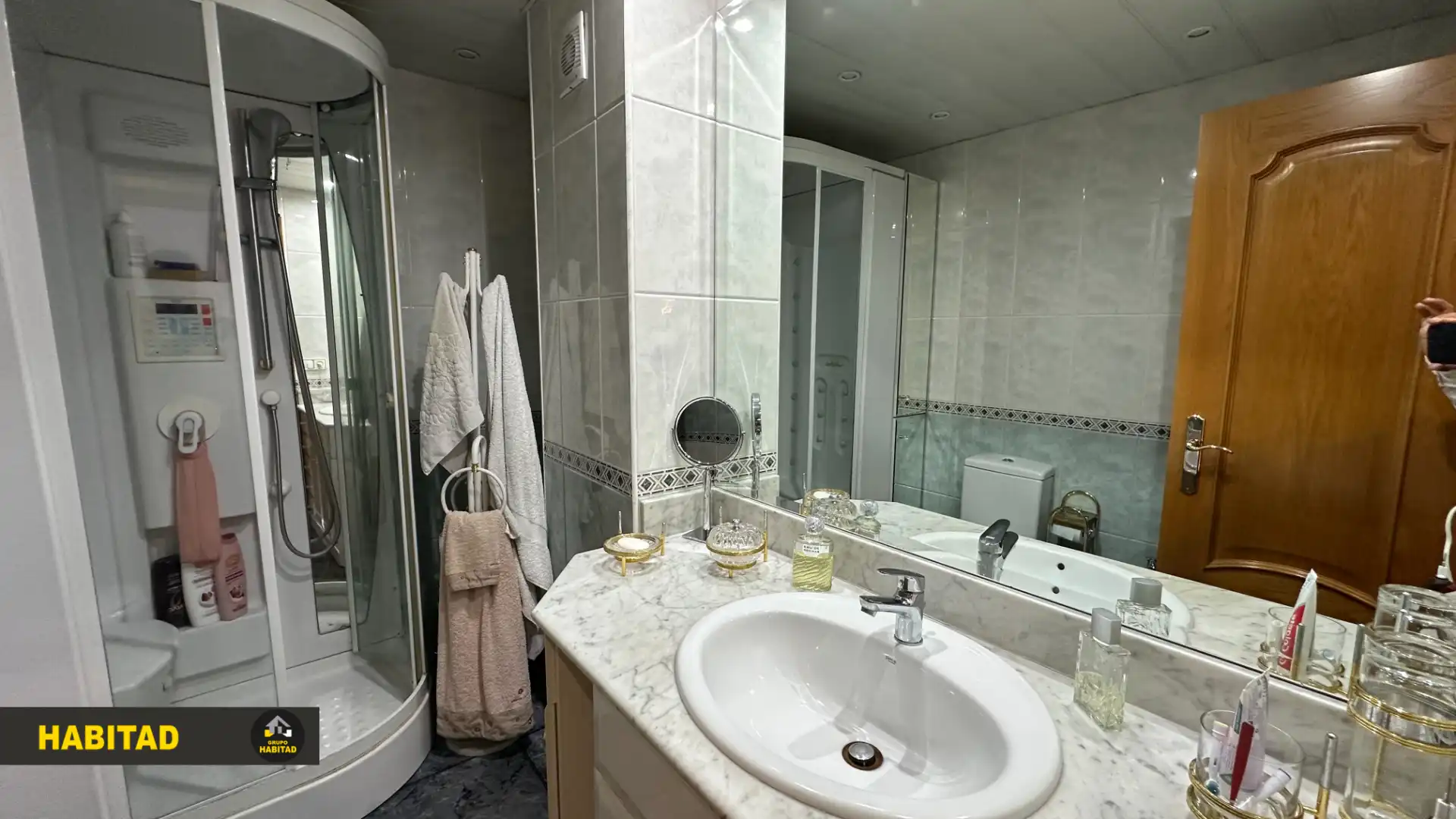 Baño de Piso en venta en Sant Boi de Llobregat con Balcón
