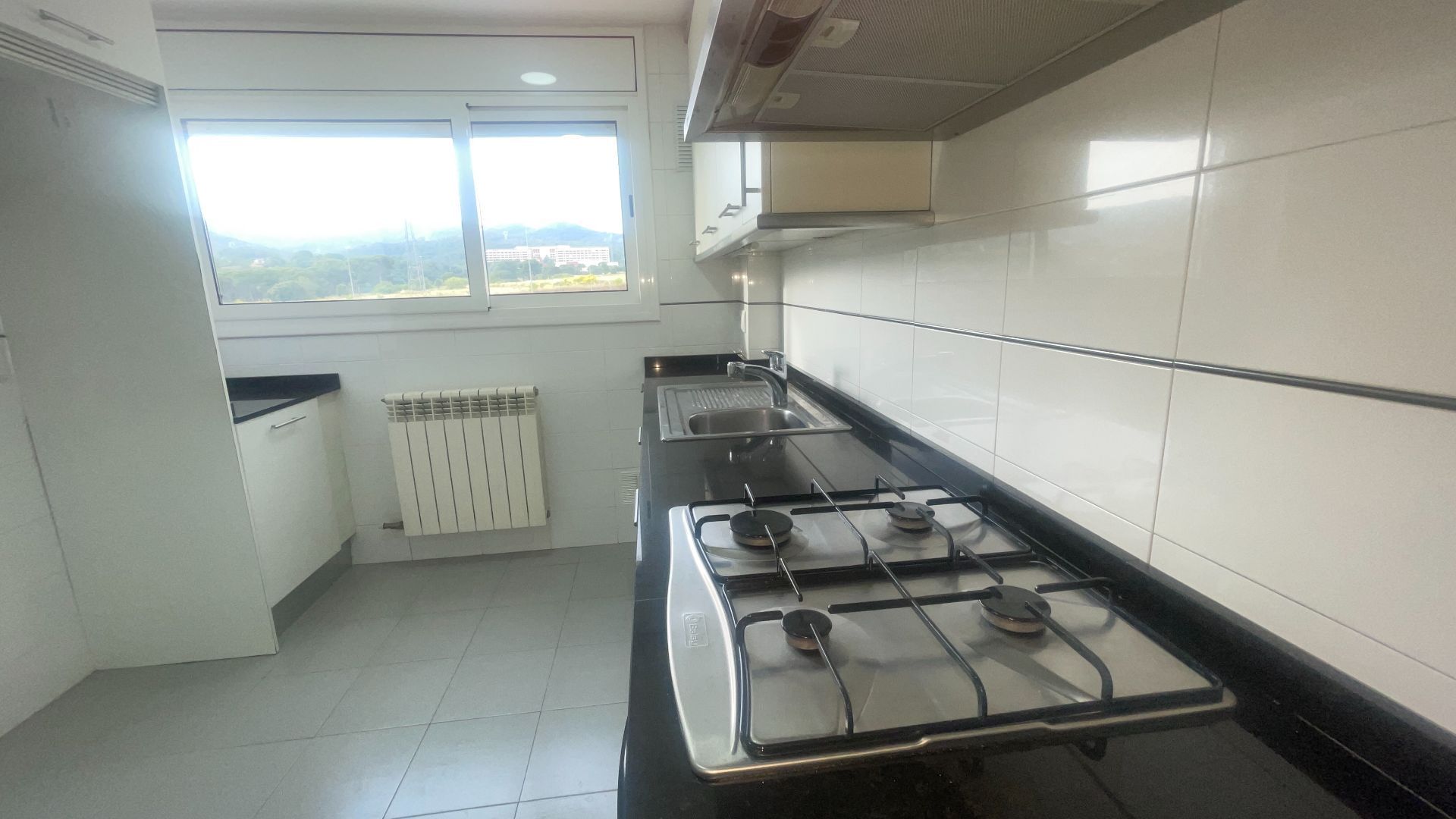 Kitchen of Flat for sale in Terrassa  with Air Conditioner, Heating and Storage room