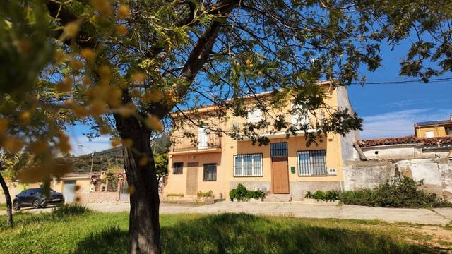 Casa-chalet en Venta en Calle Valhondo, 10, Casas de Millán, Cáceres, Spai, -1 en Casas de Millán