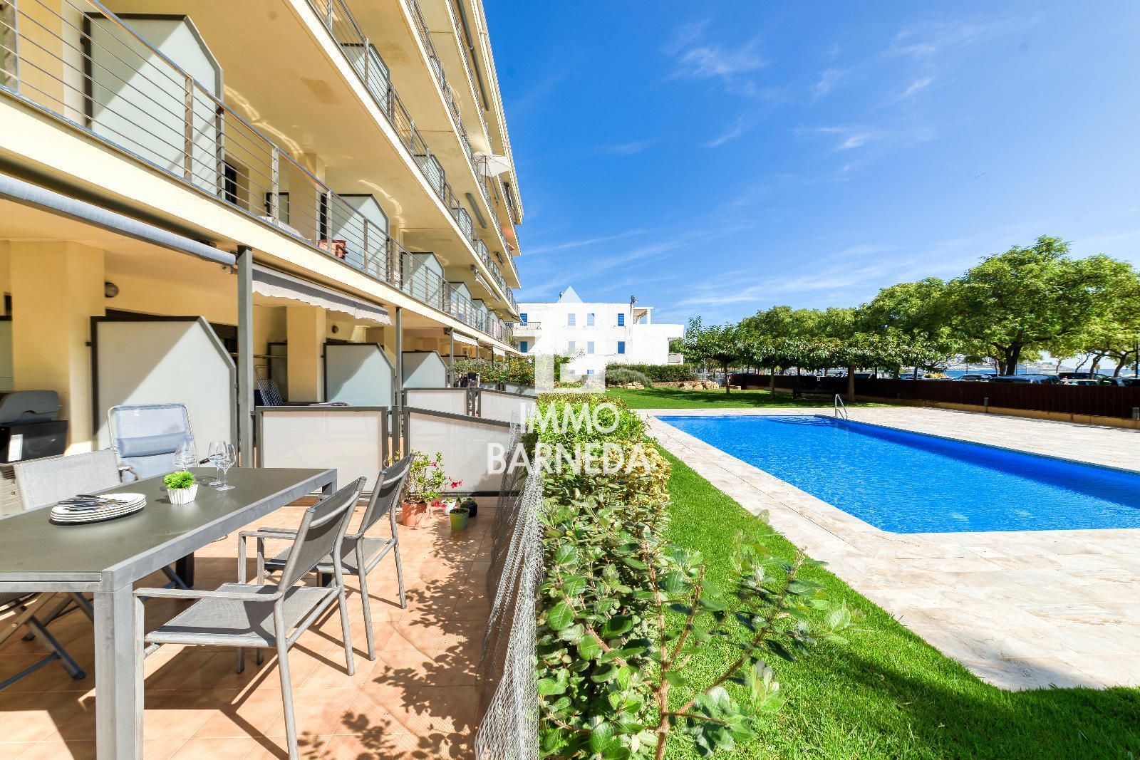 Exterior view of Flat for sale in Roses  with Air Conditioner, Heating and Terrace