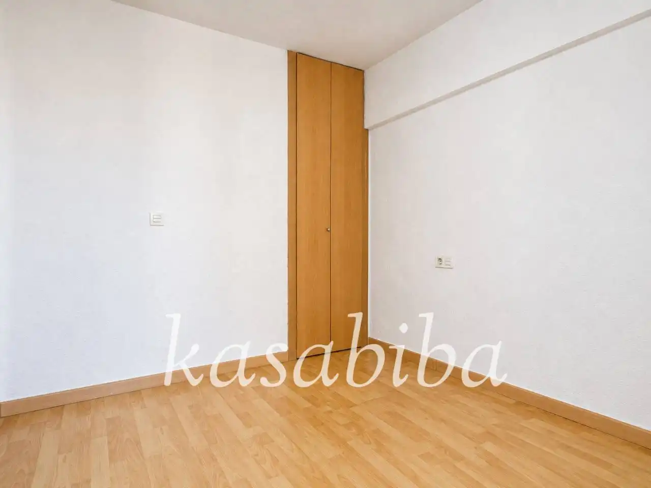 Bedroom of Flat for sale in Valencia