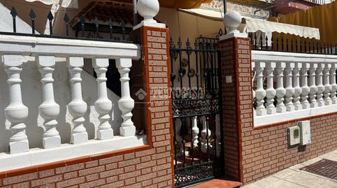 Foto 2 de Casa adosada en venta en Calle Goya, Gines, Sevilla
