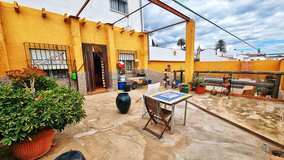 Exterior view of House or chalet for sale in Higuera de la Sierra  with Terrace and Storage room