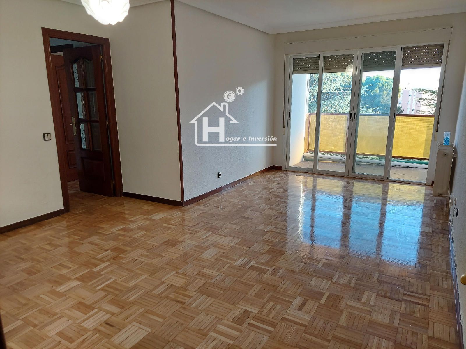 Living room of Flat to rent in Guadalajara Capital  with Heating, Parquet flooring and Terrace