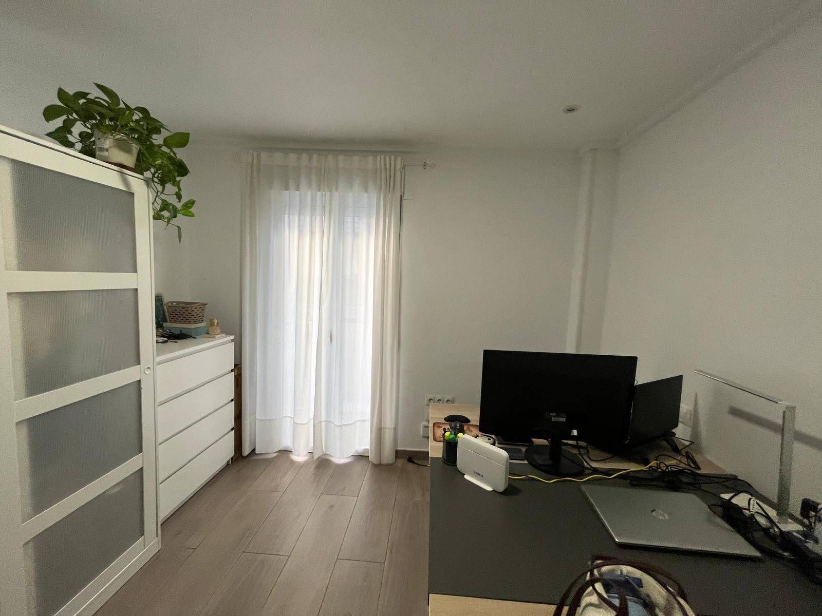 Dormitori de Pis en venda en Elche / Elx amb Aire condicionat, Moblat i Balcó