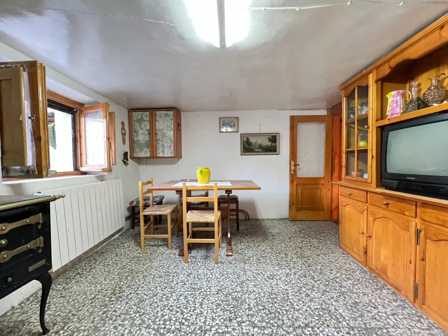 Esszimmer von Country house zum Verkauf in Borau