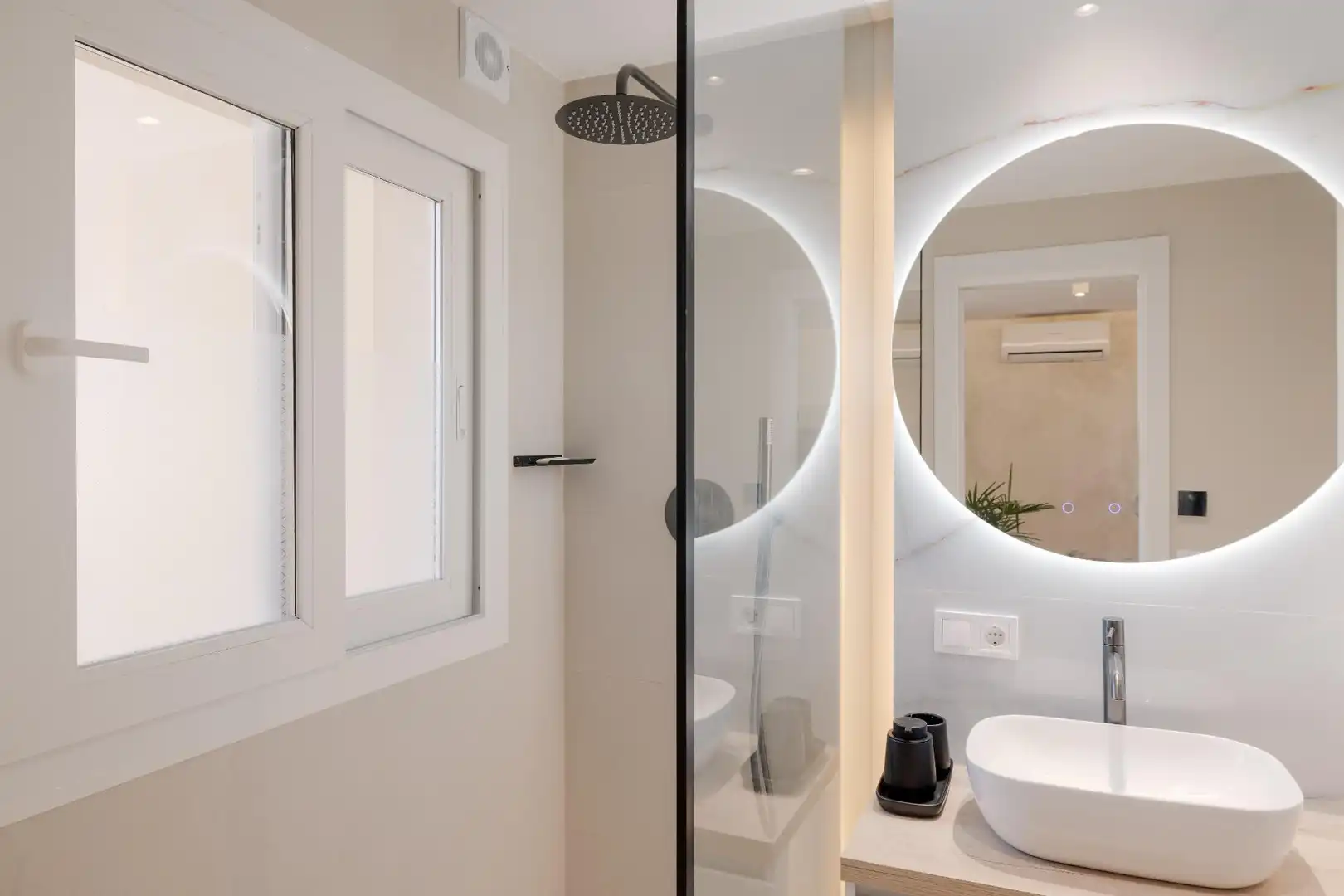 Badezimmer von Wohnung zum Verkauf in Mijas mit Privatgarten und Gemeinschaftspool