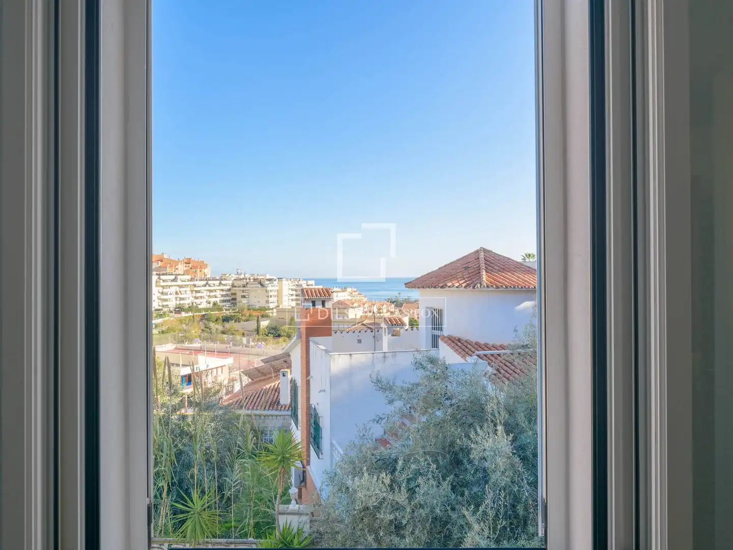 Terrassa de Casa o xalet en venda en Rincón de la Victoria amb Aire condicionat, Jardí privat i Terrassa