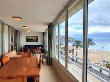 Apartamento con balcón en venta en Playa de Levante