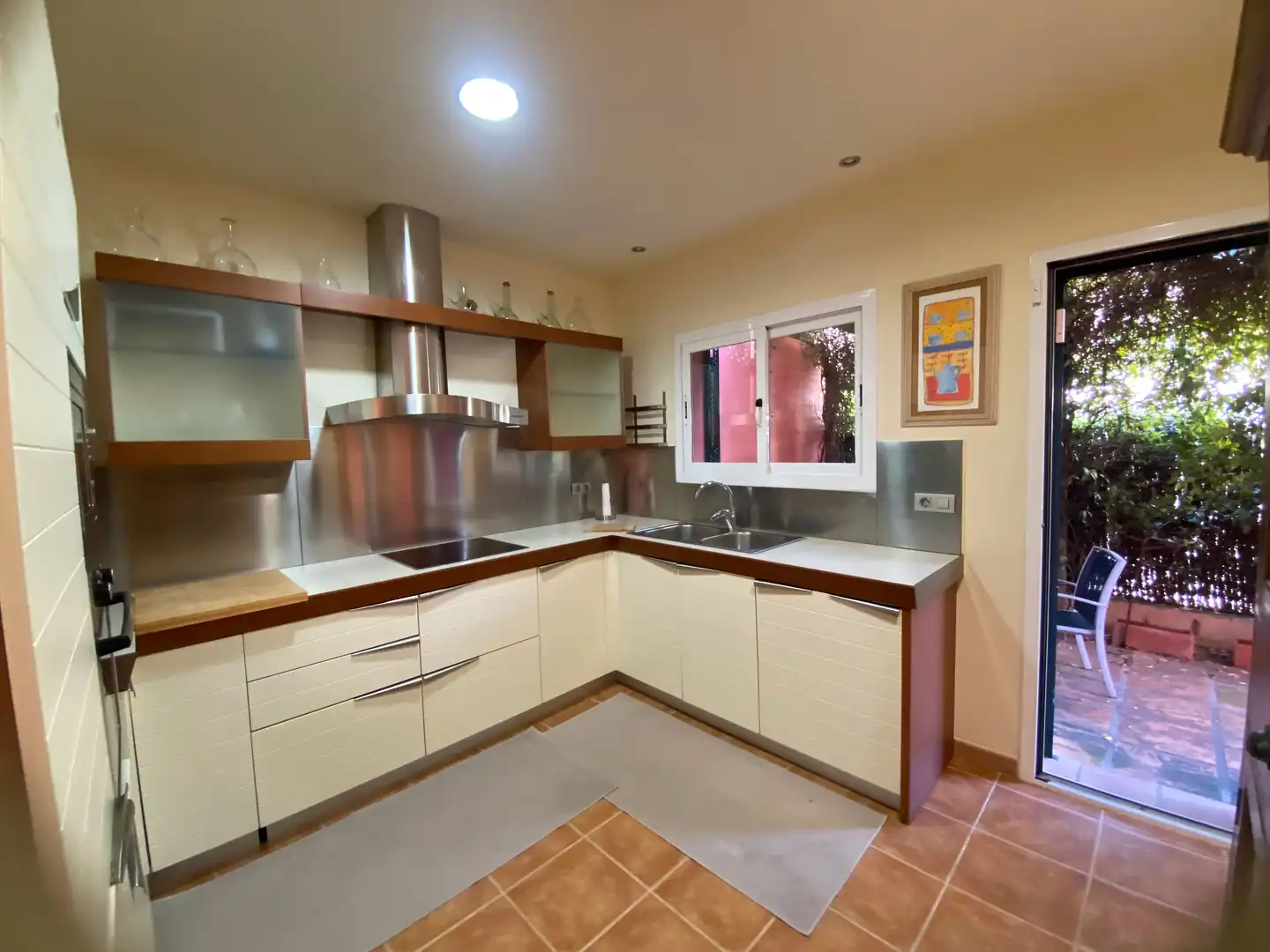 Cocina de Casa o chalet de alquiler en Sant Feliu de Guíxols con Aire acondicionado, Jardín privado y Terraza