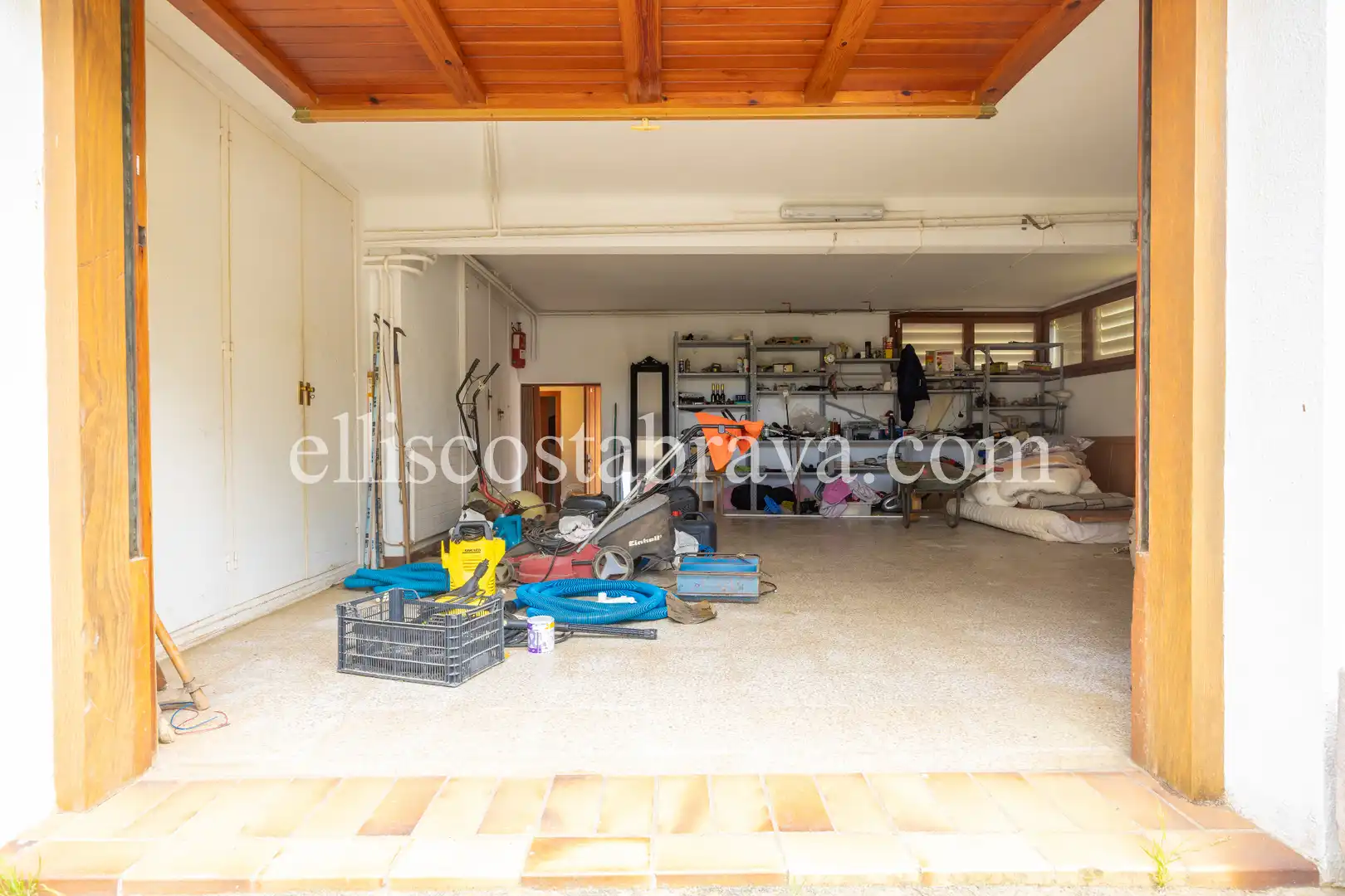 Casa o xalet en venda en L'Escala amb Aire condicionat, Calefacció i Jardí privat