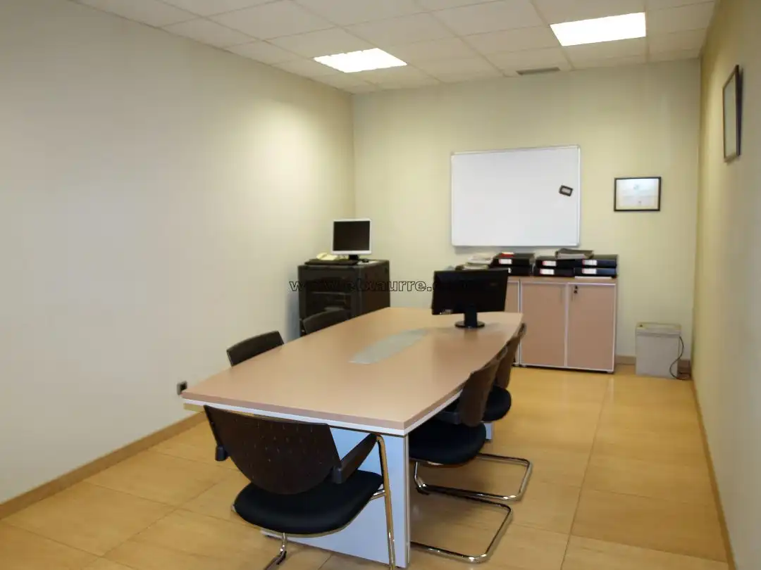 Industrial buildings for rent in Orozko