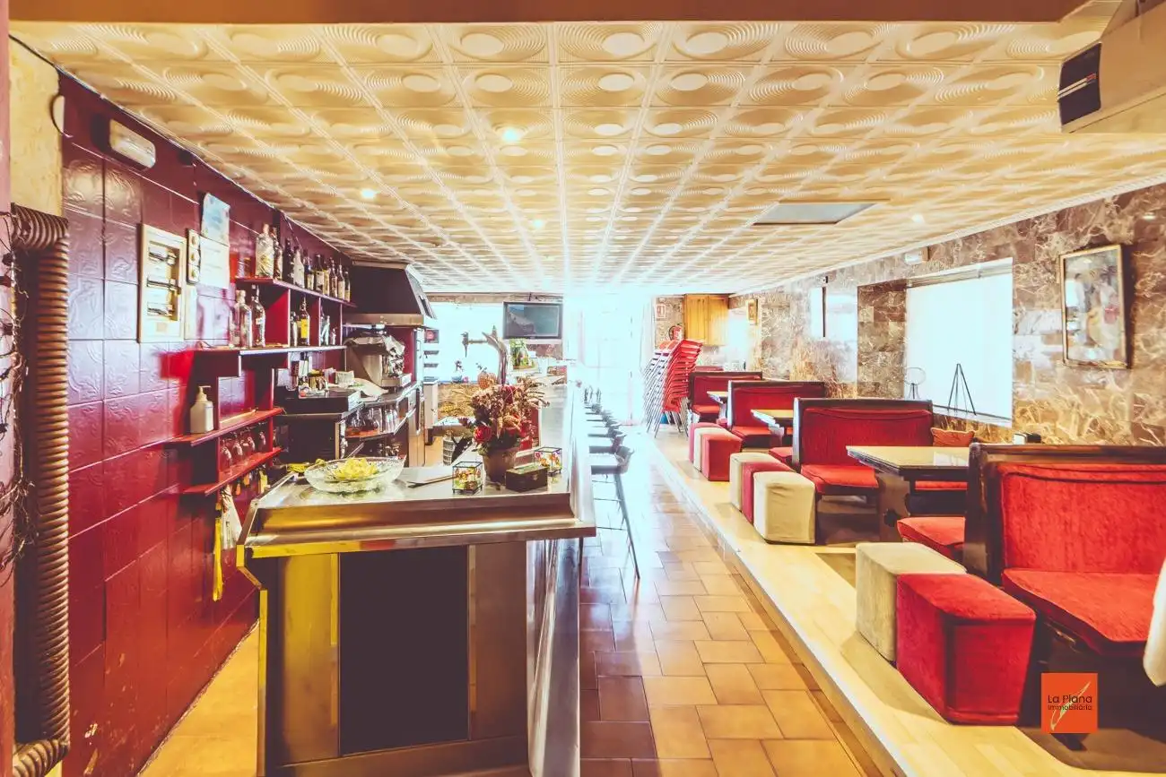 Edificio en venta en Santa Bàrbara